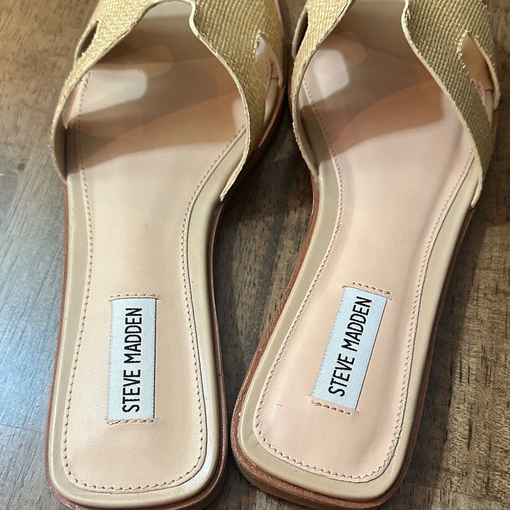 Steve Madden Gold Woven Slide Mules - Picture 5 of 9